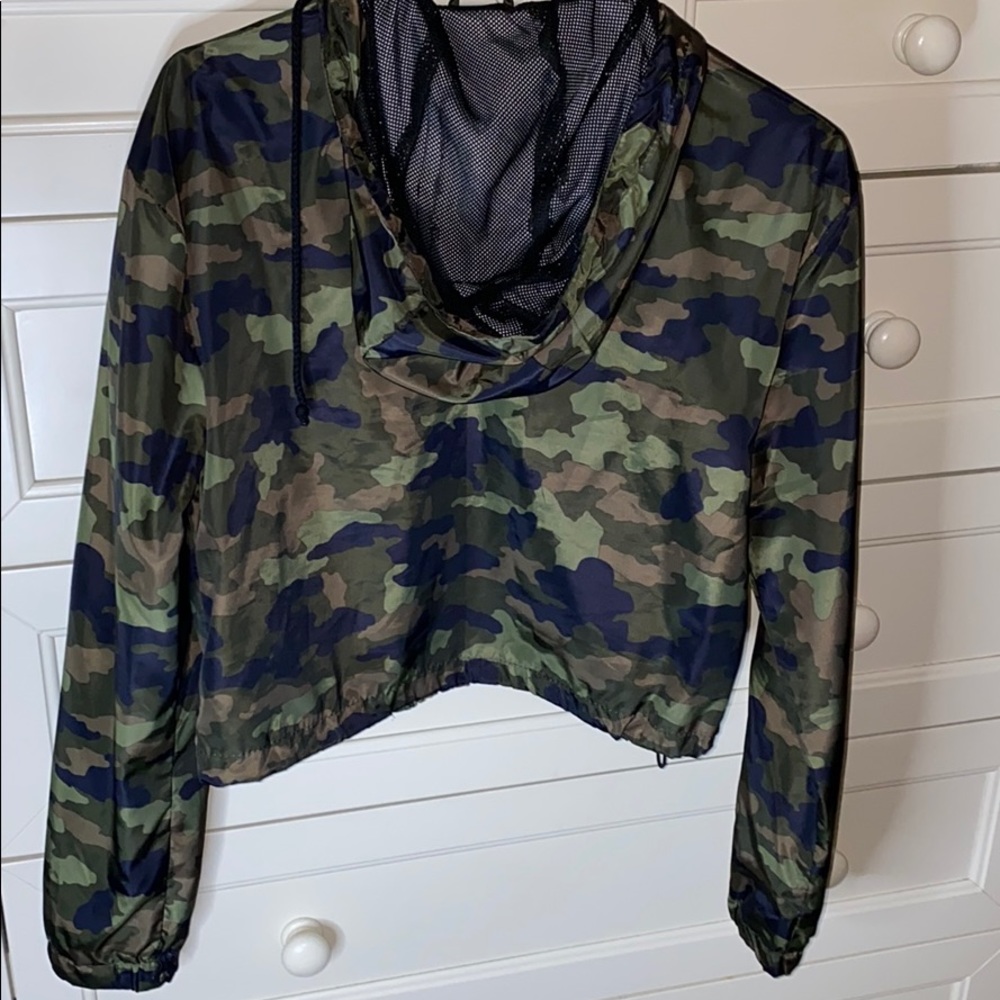 Windbreak jacket - Picture 3 of 3